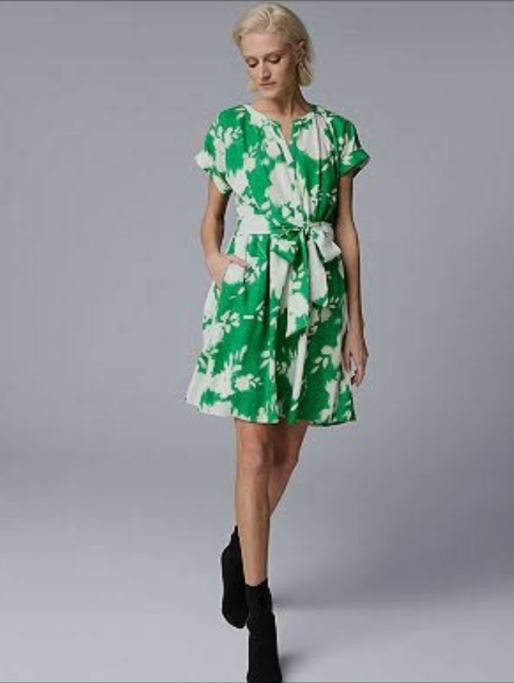 Vera Wang | Floral Dress